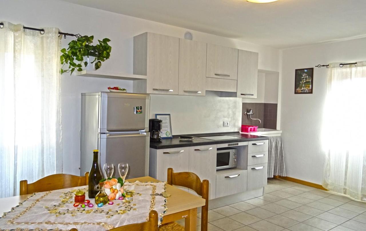 La Rotonda Apartments By Gardadomusmea Tremosine Kültér fotó